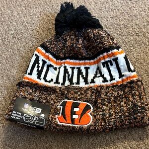 NFL Bengals Pom Pom Hat NWT
